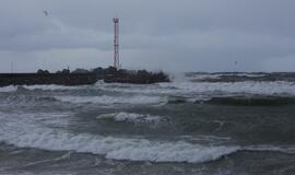 Stiprus vėjas pajūryje