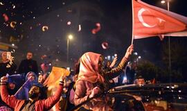 Turkijos prezidentas: piliečiai balsavo už šalies vienybę ir vientisumą