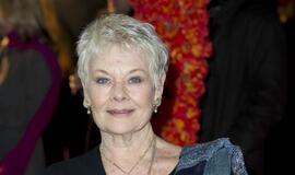 Džudi Denč: "Aš vis dar scenoje"