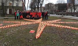 Klaipėdiečius šildė &quot;Maltiečių sriuba&quot; ir įžiebta Gerumo žvaigždė