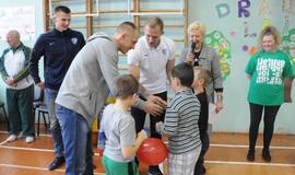 Neptūniečių vizitas praskaidrino neįgaliųjų šventę