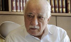 Turkija sulaikė įtariamus šalies prezidento oponentus