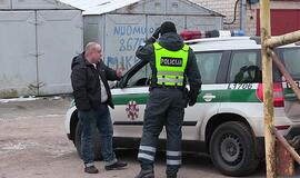 Girtas vairuotojas vežėsi šešiametę dukrelę