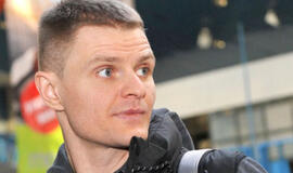 Nesinori pirmo karto