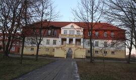 Eduardo Balsio gimnazija po gaisro