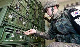 Pietų Korėja per garsiakalbius pradėjo transliuoti propagandinius pranešimus Šiaurės Korėjai