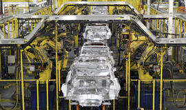 "General Motors" pristabdė automobilių gamybą Egipte