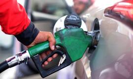 Rusijos finansų ministerija: šiemet šalyje benzino kainos kils 5 proc.