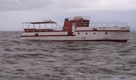 Vėjas iš Rusijos atnešė tuščią pramoginį laivą