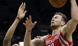 Donatas Motiejūnas pelnė 6 taškus, bet "Rockets" pralaimėjo Milvokyje