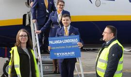 "Ryanair" pradėjo skraidinti iš Palangos į Stanstedą