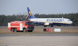 "Ryanair" pradėjo skraidinti iš Palangos į Stanstedą