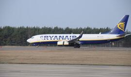 "Ryanair" pradėjo skraidinti iš Palangos į Stanstedą