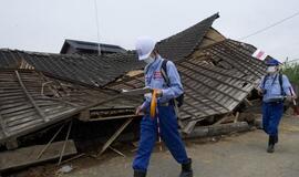 Baiminantis žemės drebėjimo beveik 250 tūkst. japonų buvo liepta palikti namus