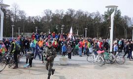 "Gintaro keliu" į Šventąją iškeliavo per 300 žygeivių