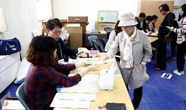 Pietų Korėjoje vyksta parlamento rinkimai