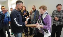 "Dragūno" rankininkai aplankė neįgaliuosius