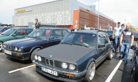 BMW gerbėjų suvažiavimas prie Klaipėdos "Švyturio" arenos