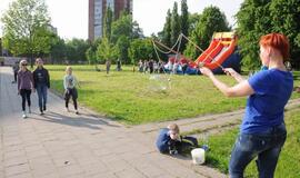 Kaimynų šventės viliojo į kiemą