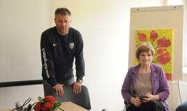 "Dragūno" rankininkai aplankė neįgaliuosius