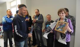 "Dragūno" rankininkai aplankė neįgaliuosius