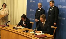 Stiprinami ryšiai su Antverpeno uostu