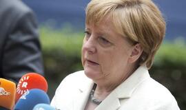 Angela Merkel ir Fransua Olandas pritaria Rusijai taikomų sankcijų pratęsimui