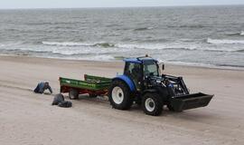 Pajūrio paplūdimiai valomi skirtingai