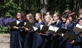 Muzikinė popietė Karklėje: giesmės ir tautiškos dainos