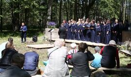 Muzikinė popietė Karklėje: giesmės ir tautiškos dainos