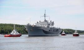 Į Klaipėdą atvyko JAV karinis jūrų laivas USS Mount Whitney