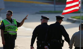 Jungtinėse Valstijose sulaikyti trys žmonės, ketinę atakuoti policininkus