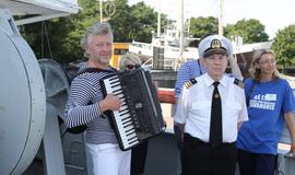 Jūreivių pagerbimas prie "Albatroso"