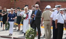 Jūreivių pagerbimas prie "Albatroso"