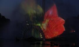 Šokantys fontanai prie Jono kalnelio