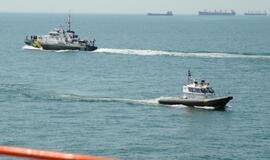 Tarnybos gelbėjo 12 užgesusio laivo keleivių