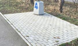 Dingę dviračių tako suolai - užmiršti