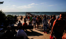 Palangoje - minios žmonių ir naujas kainų rekordas