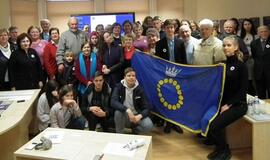 Palangos istorija ir išmanios technologijos suartino jaunimą su senjorais