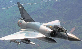 Šiauliuose leisis Prancūzijos naikintuvai "Mirage 2000"