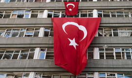 Turkijoje sprogus dviem bombom žuvo 6 žmonės, 220 - sužeisti