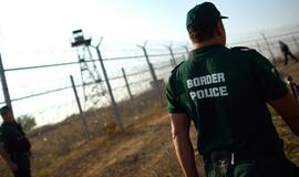 Bulgarijai skubiai reikia 160 milijonų eurų sienos apsaugai nuo pabėgėlių