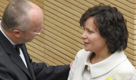 Ministru gali dirbti bet kas