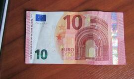 Pasiūlęs  muitinėje kyšį pilietis prisivirė košės