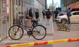 Iš "Akropolio" evakuoti žmonės