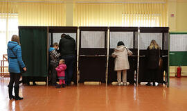 Rinkimuose – eilės ir painiava dėl apygardų ribų