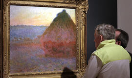 Klodo Monė paveikslas "Šieno kupeta" aukcione parduotas už 81,4 milijono dolerių