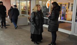 Naujajame turguje dalintos suvenyrinės suknelės