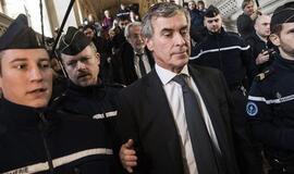 Buvęs Prancūzijos biudžeto ministras Žeromas Kajuzakas pripažintas kaltu dėl mokestinio sukčiavimo ir pinigų plovimo