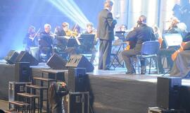 Į kultūrinius renginius - už eurą?